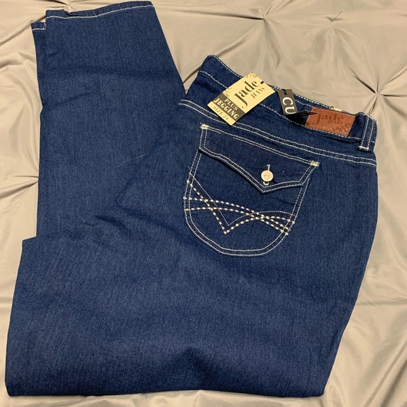 Jade Pants - NWT Jade - Curvy Fit Jegging